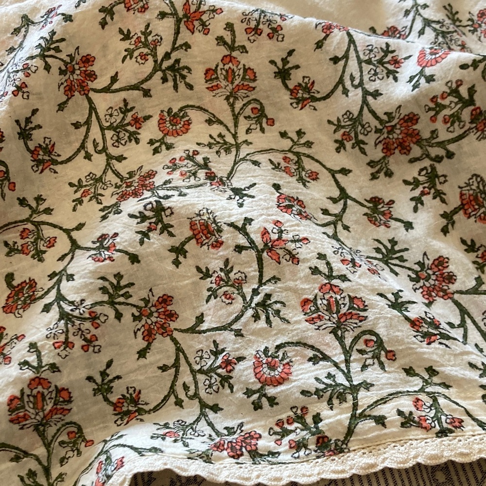 Itr by Khyati Pande Escape Off-white embroidered and floral dress in size L - Picture 9 of 15